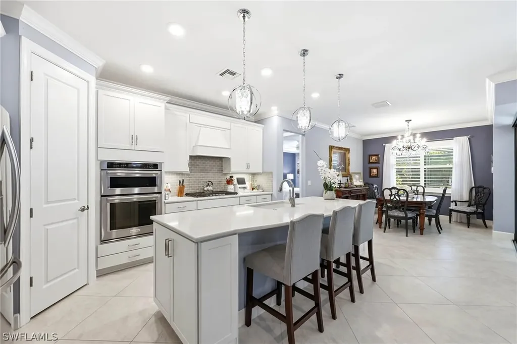 6844 Winding Cypress Drive Naples FL 34114