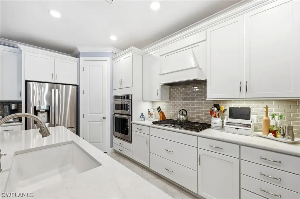 6844 Winding Cypress Drive Naples FL 34114