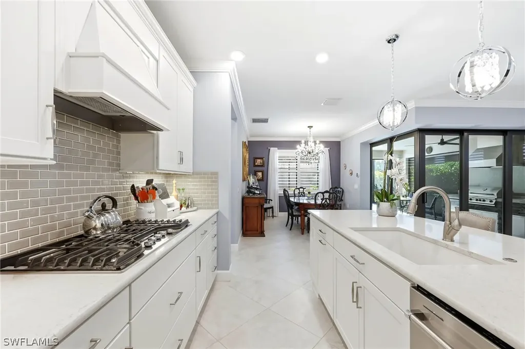 6844 Winding Cypress Drive Naples FL 34114