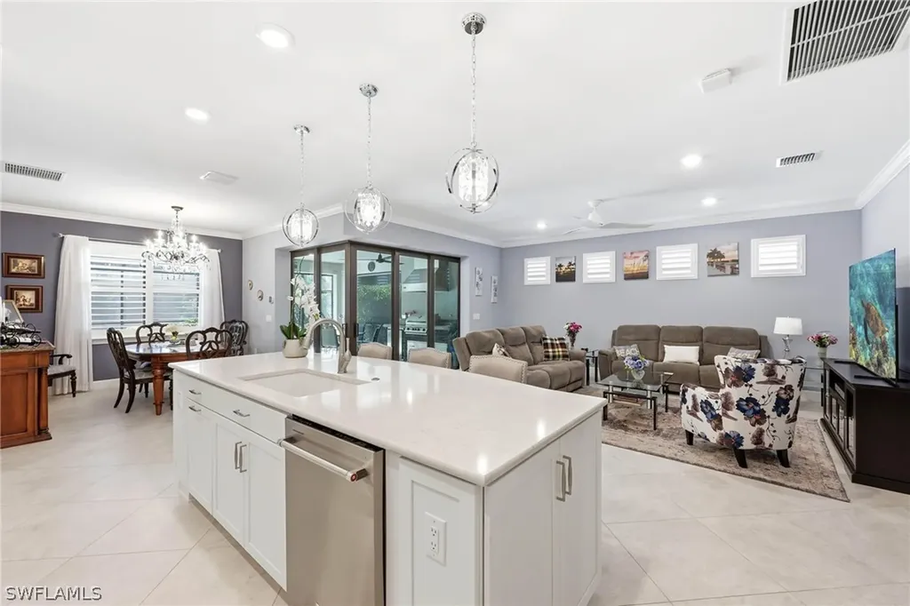 6844 Winding Cypress Drive Naples FL 34114