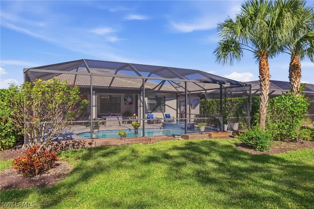 6844 Winding Cypress Drive Naples FL 34114