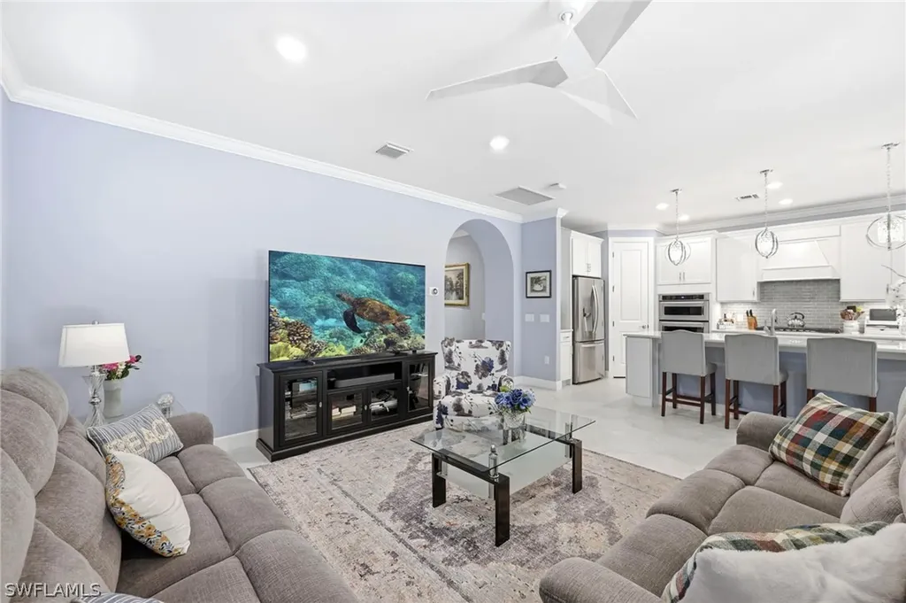 6844 Winding Cypress Drive Naples FL 34114