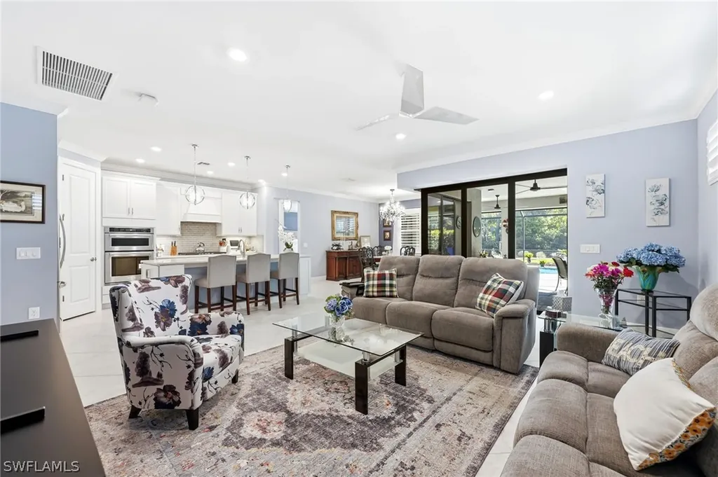 6844 Winding Cypress Drive Naples FL 34114