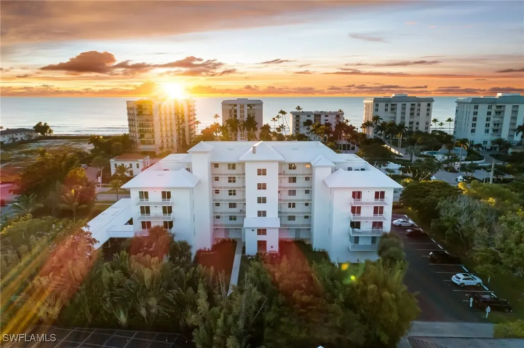 1200 Gulf Shore Boulevard N Naples FL 34102
