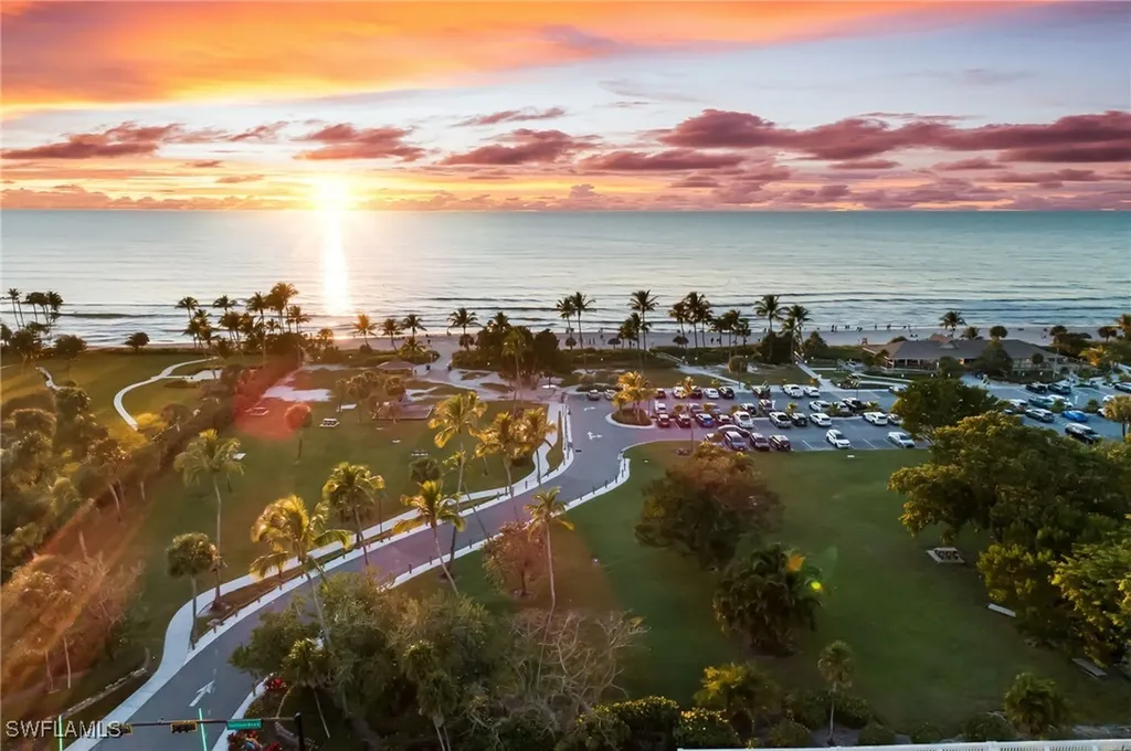 1200 Gulf Shore Boulevard N Naples FL 34102