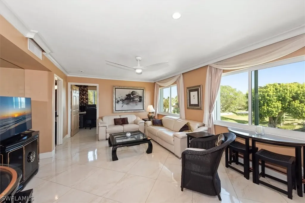 498 Broad Avenue S Naples FL 34102