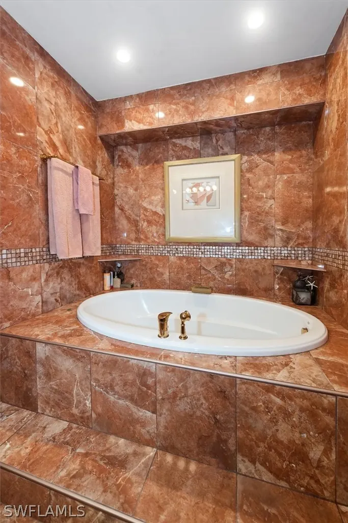 498 Broad Avenue S Naples FL 34102