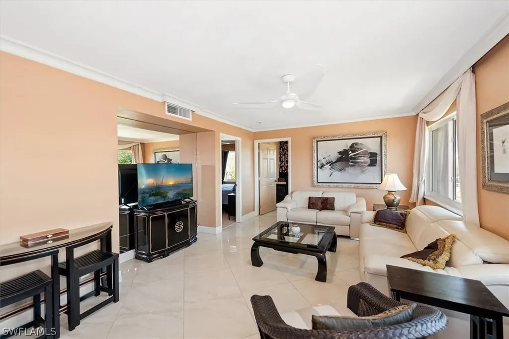 498 Broad Avenue S Naples FL 34102
