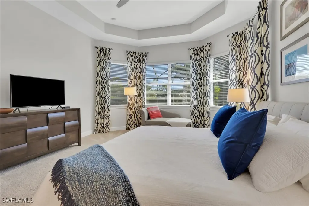6394 Warwick Avenue Naples FL 34113