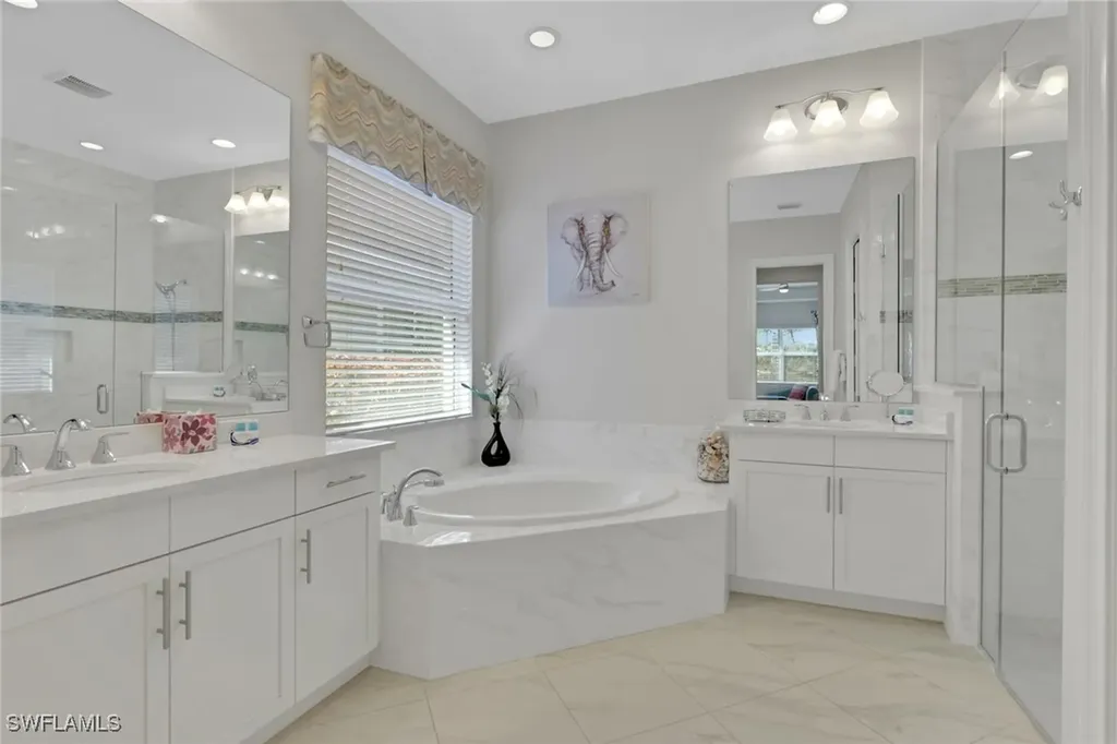 6394 Warwick Avenue Naples FL 34113