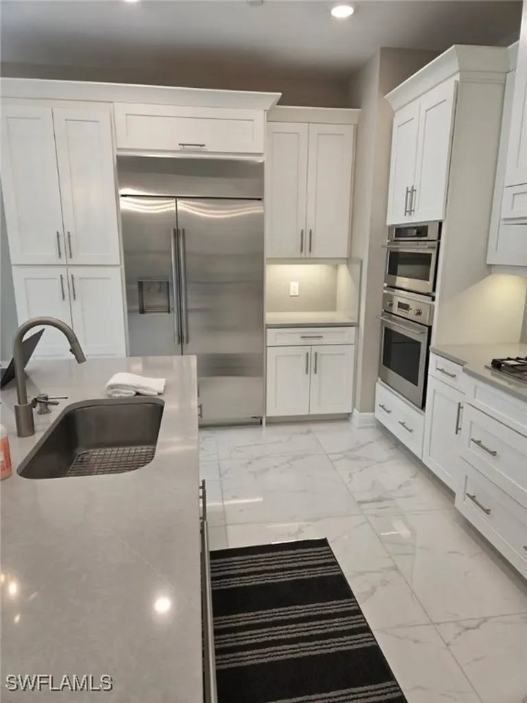 16370 Viansa Way Naples FL 34110