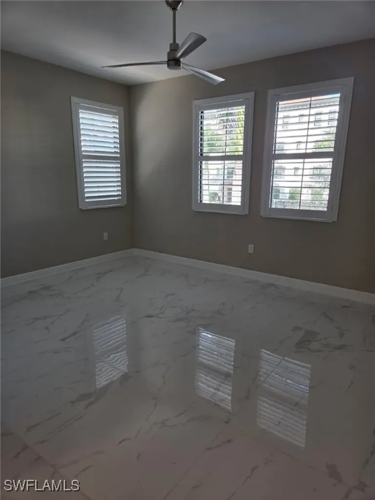 16370 Viansa Way Naples FL 34110