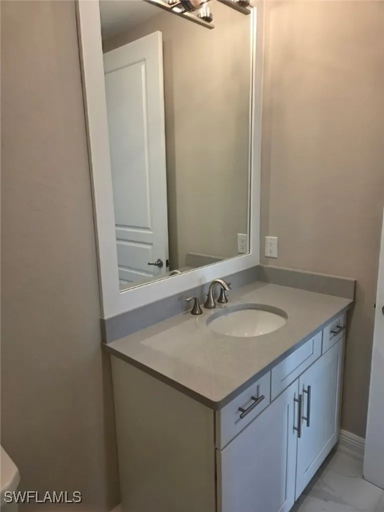 16370 Viansa Way Naples FL 34110