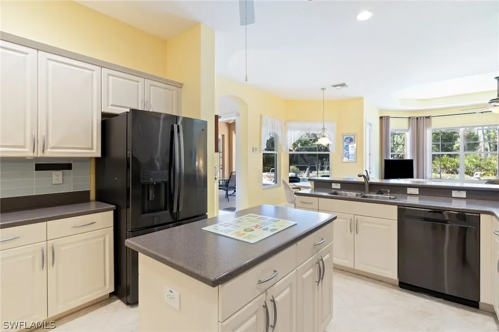 7942 Founders Circle Naples FL 34104