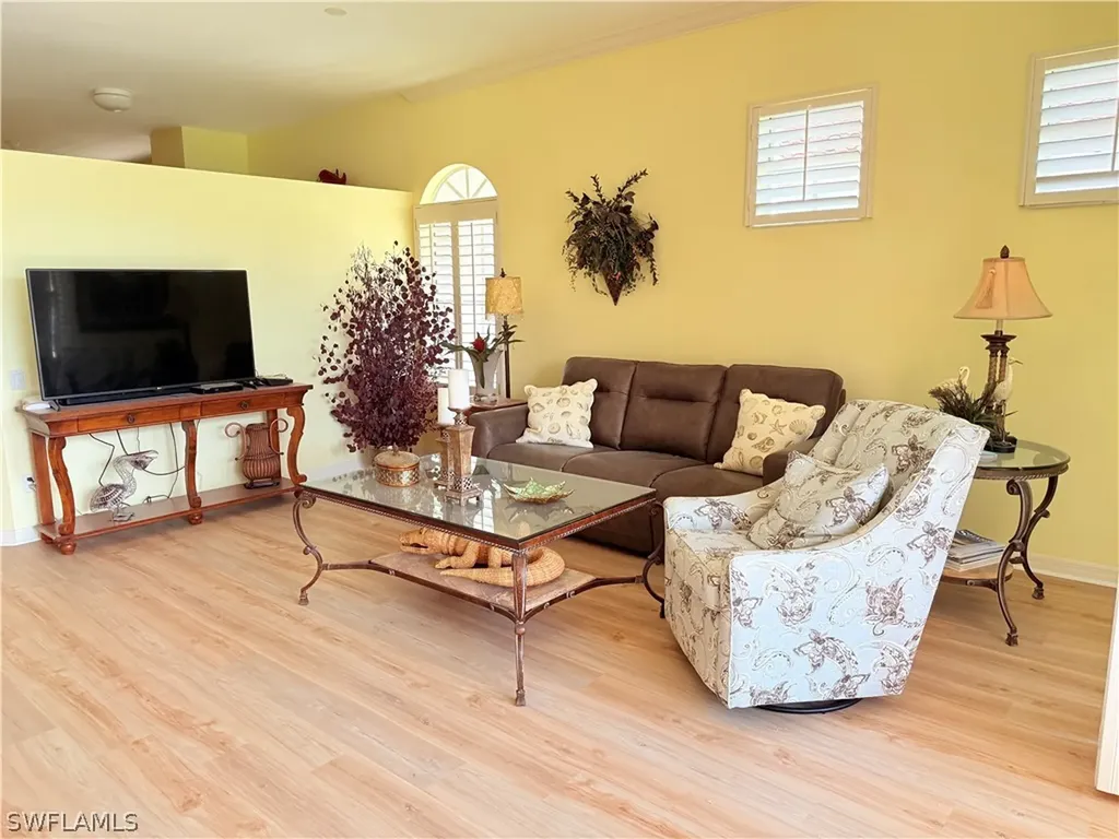 1000 L Ambiance Circle Naples FL 34108