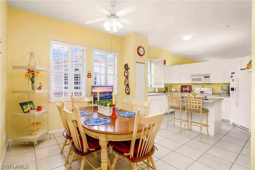 1000 L Ambiance Circle Naples FL 34108