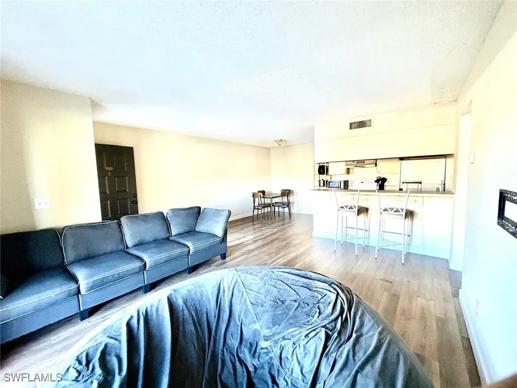 5315 Summerlin Road Fort Myers FL 33919