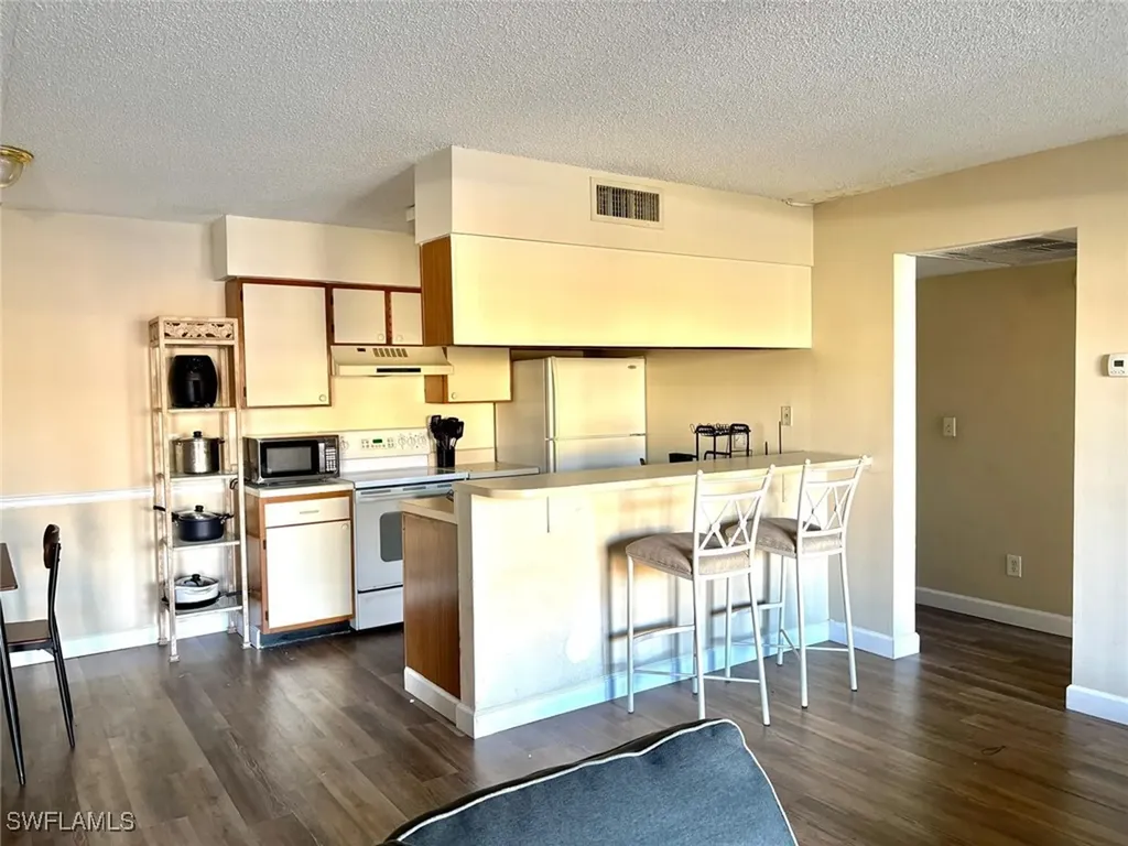 5315 Summerlin Road Fort Myers FL 33919