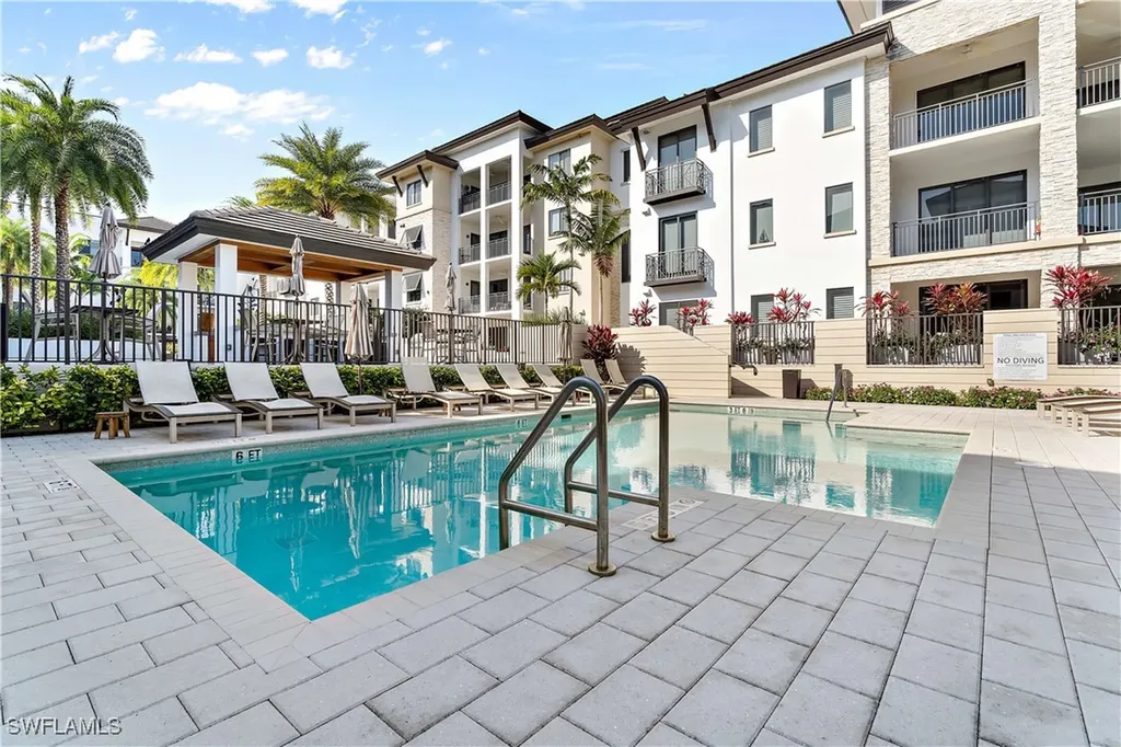 1030 3rd Avenue S Naples FL 34102