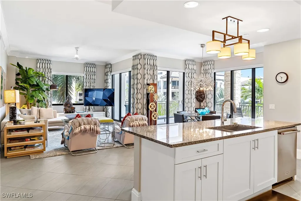 1030 3rd Avenue S Naples FL 34102