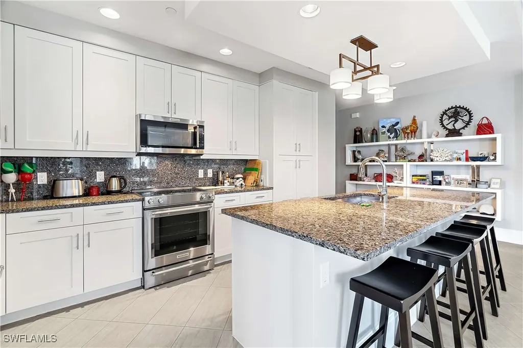 1030 3rd Avenue S Naples FL 34102