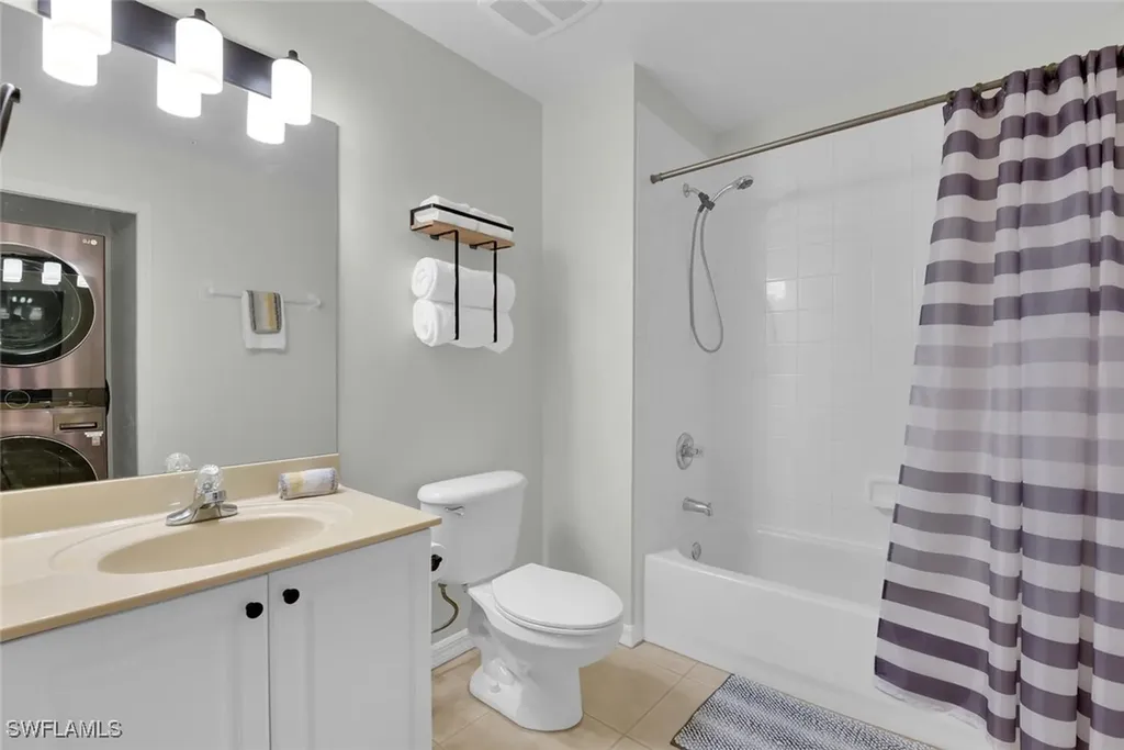 9165 Celeste Drive Naples FL 34113