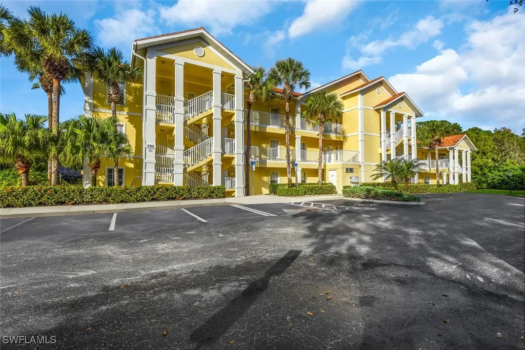 9165 Celeste Drive Naples FL 34113