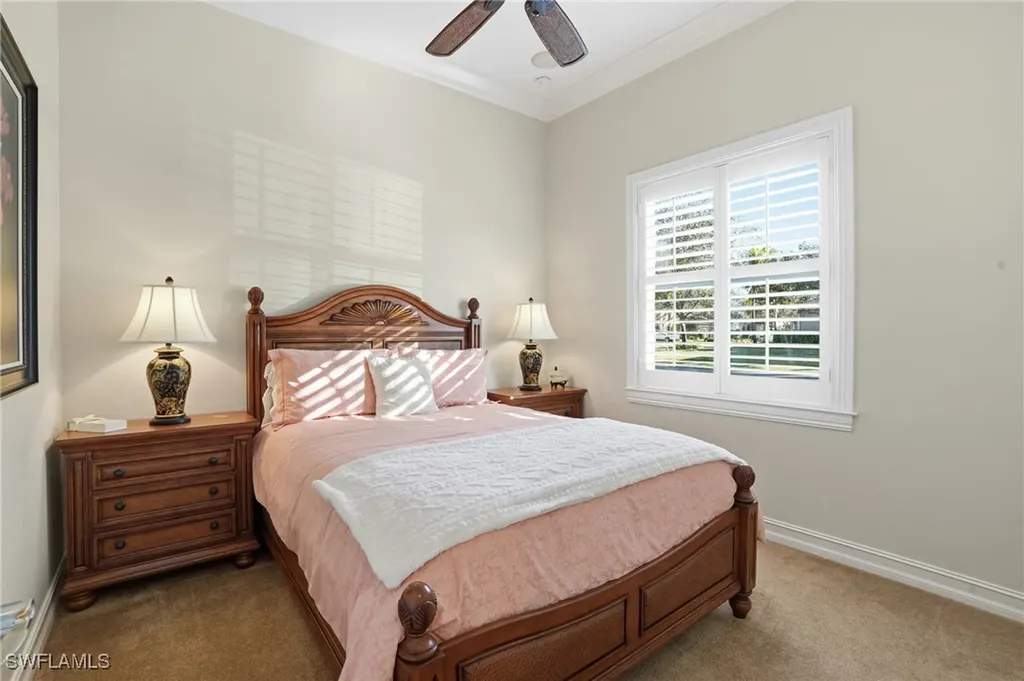 430 Saddlebrook Lane Naples FL 34110