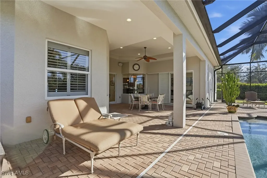430 Saddlebrook Lane Naples FL 34110