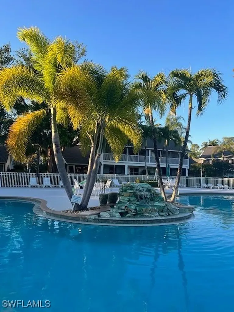 1130 Partridge Circle Naples FL 34104