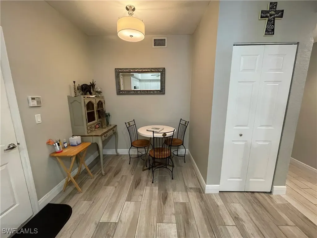 1130 Partridge Circle Naples FL 34104