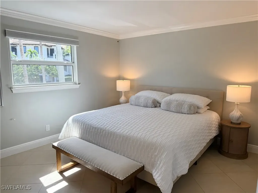 960 7th Street S Naples FL 34102