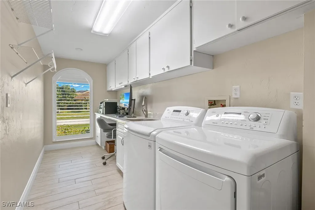 664 Bimini Avenue Marco Island FL 34145
