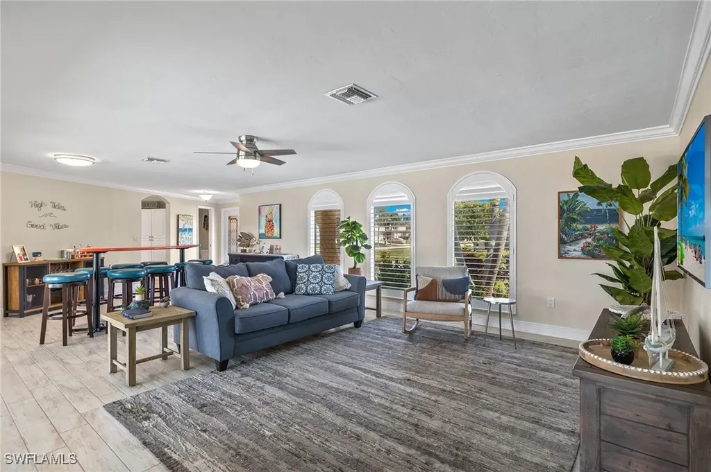 664 Bimini Avenue Marco Island FL 34145