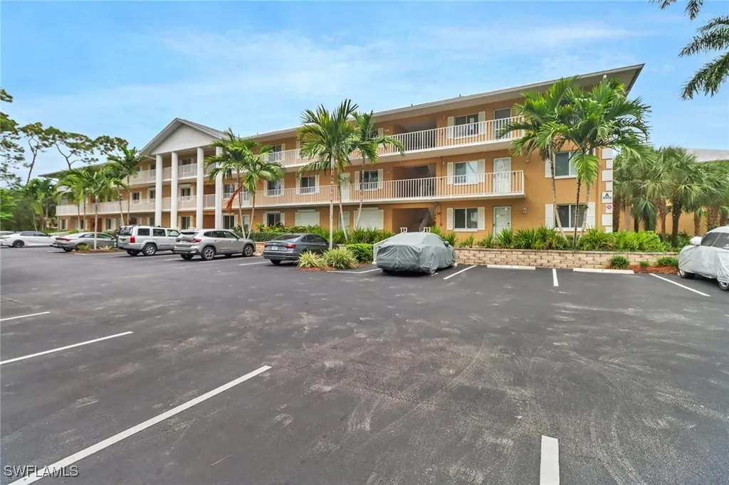 3002 Sandpiper Bay Circle Naples FL 34112