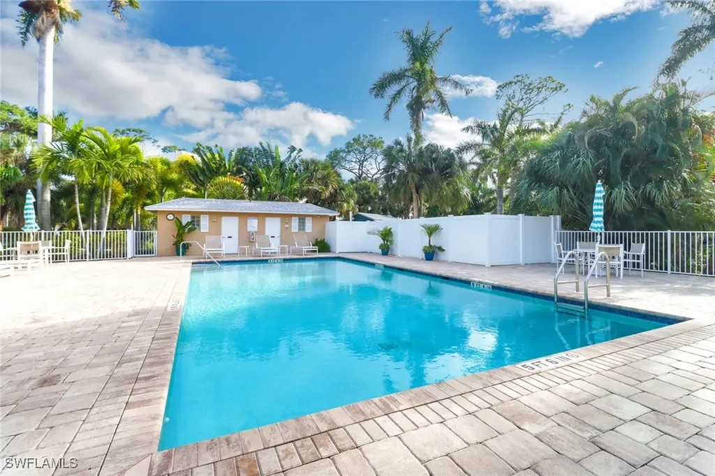 3002 Sandpiper Bay Circle Naples FL 34112