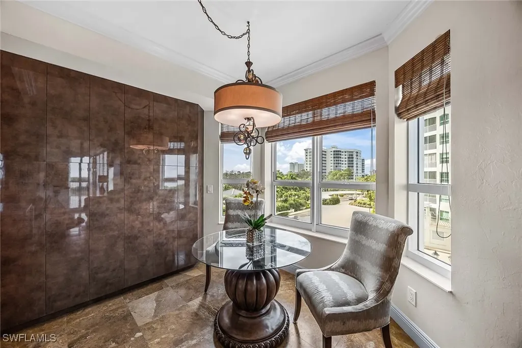 285 Grande Way Naples FL 34110