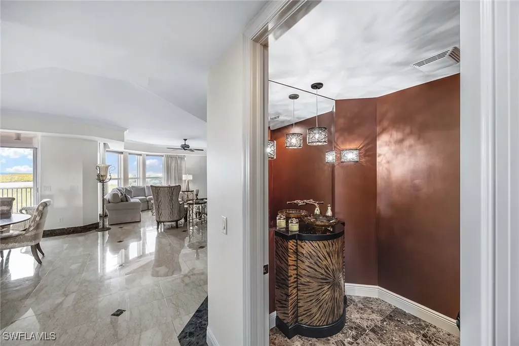 285 Grande Way Naples FL 34110