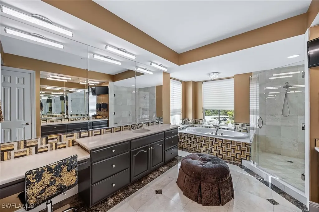 285 Grande Way Naples FL 34110