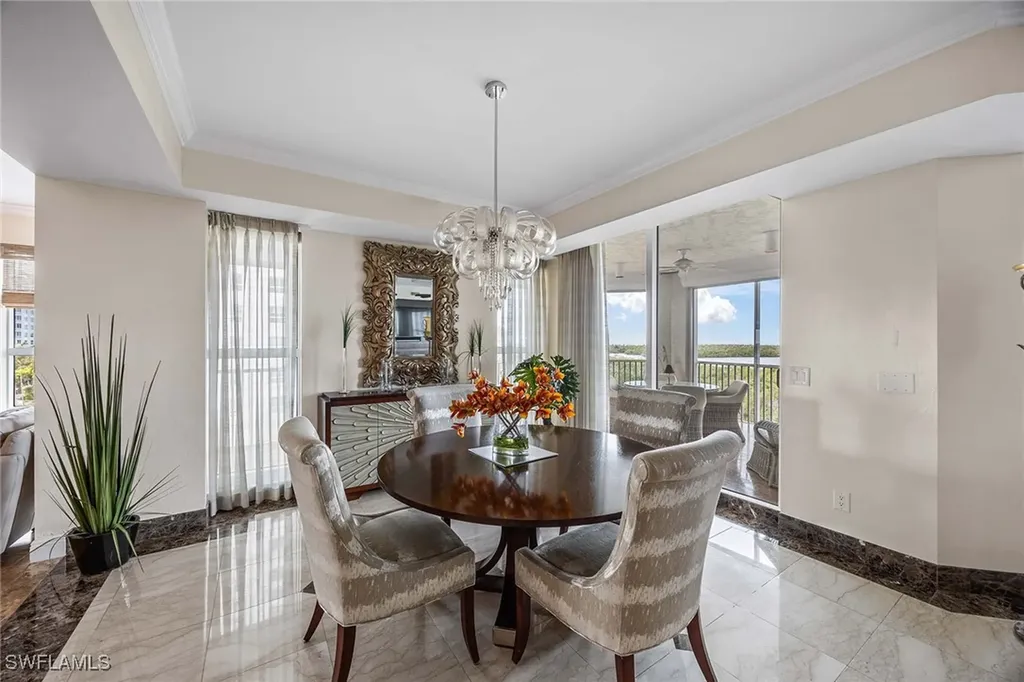 285 Grande Way Naples FL 34110