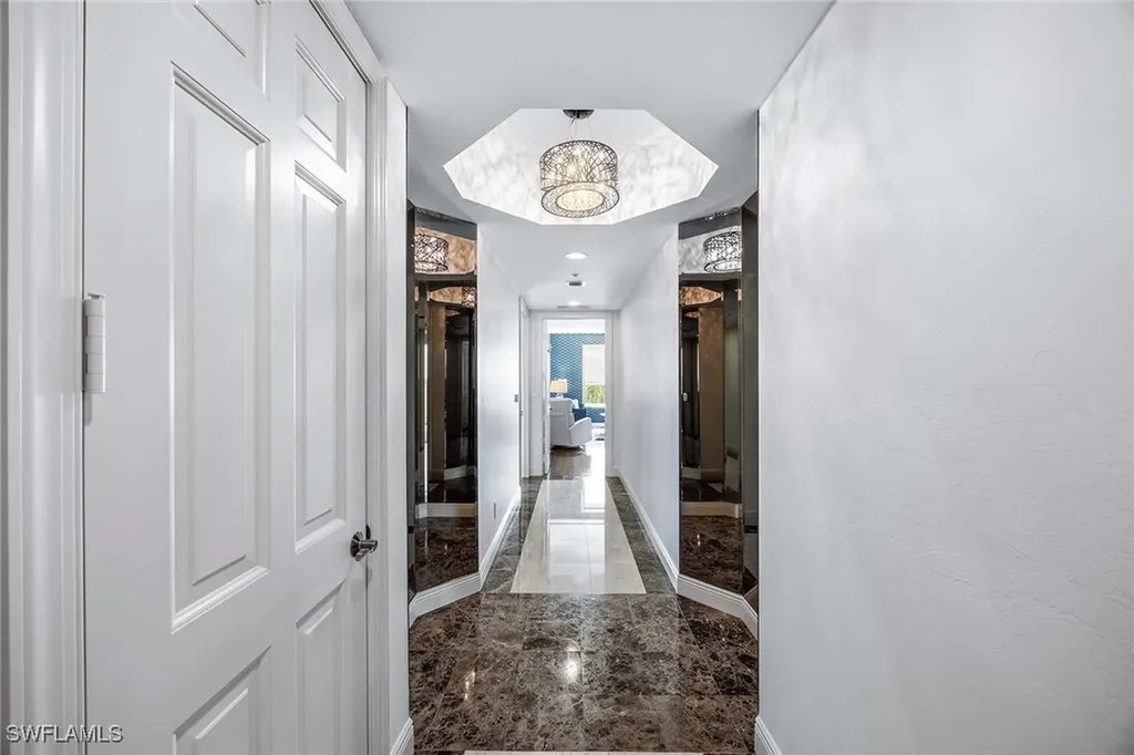 285 Grande Way Naples FL 34110