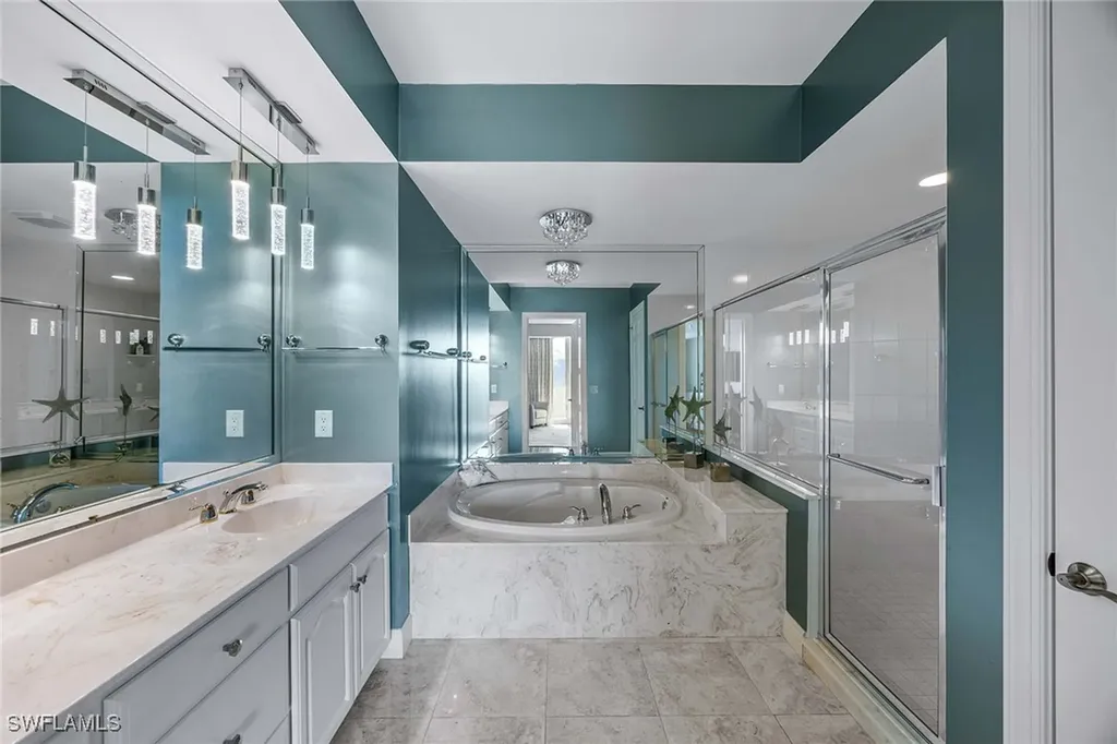 285 Grande Way Naples FL 34110