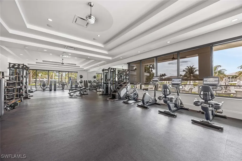 285 Grande Way Naples FL 34110