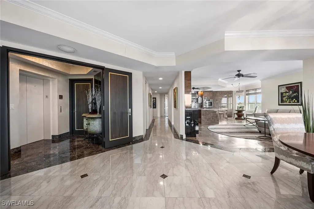 285 Grande Way Naples FL 34110