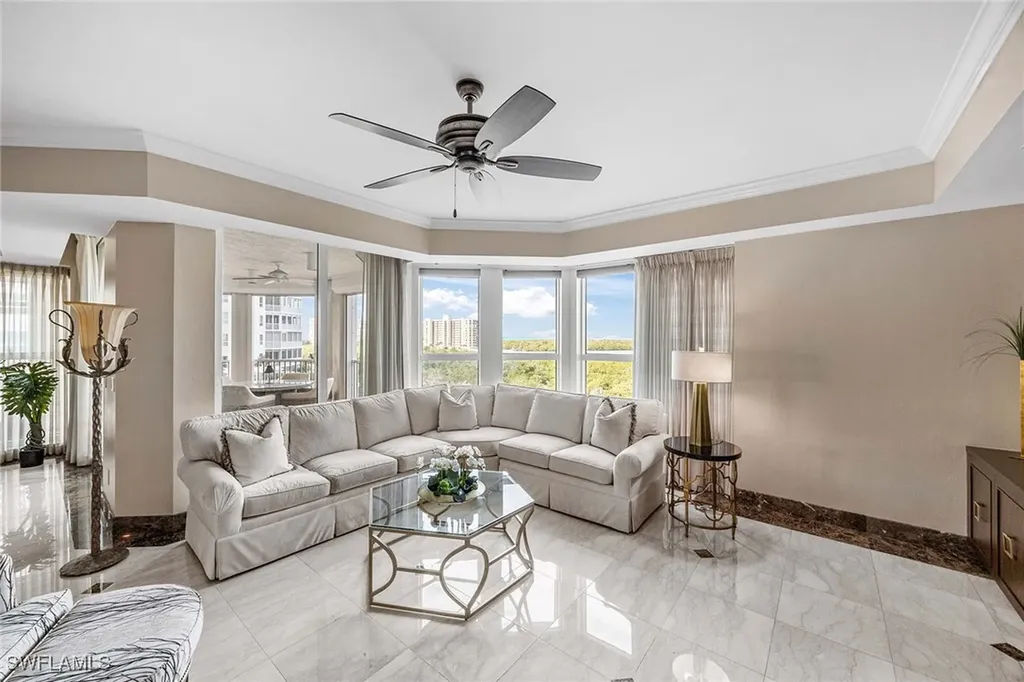 285 Grande Way Naples FL 34110