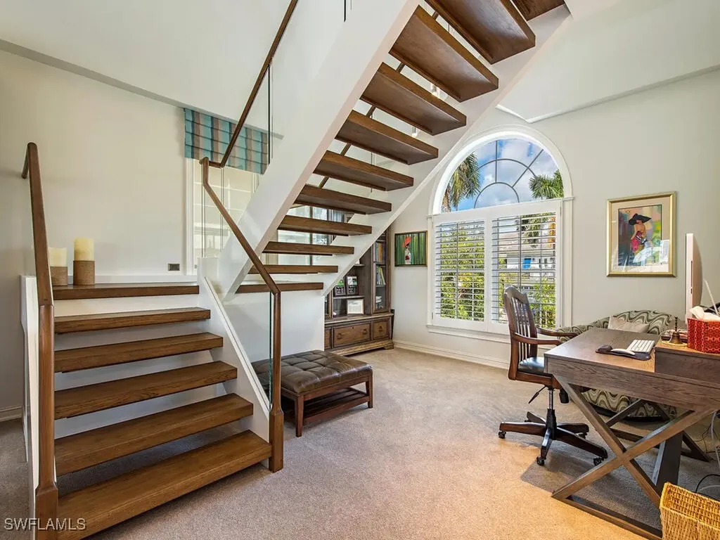 464 Oak Avenue Naples FL 34108