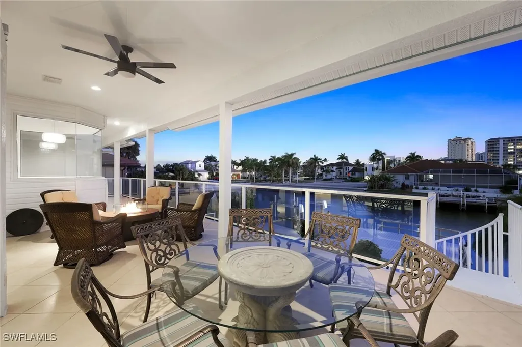 464 Oak Avenue Naples FL 34108