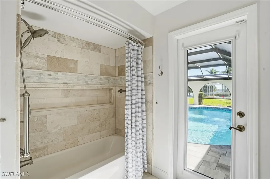 1911 SE 44th Street Cape Coral FL 33904