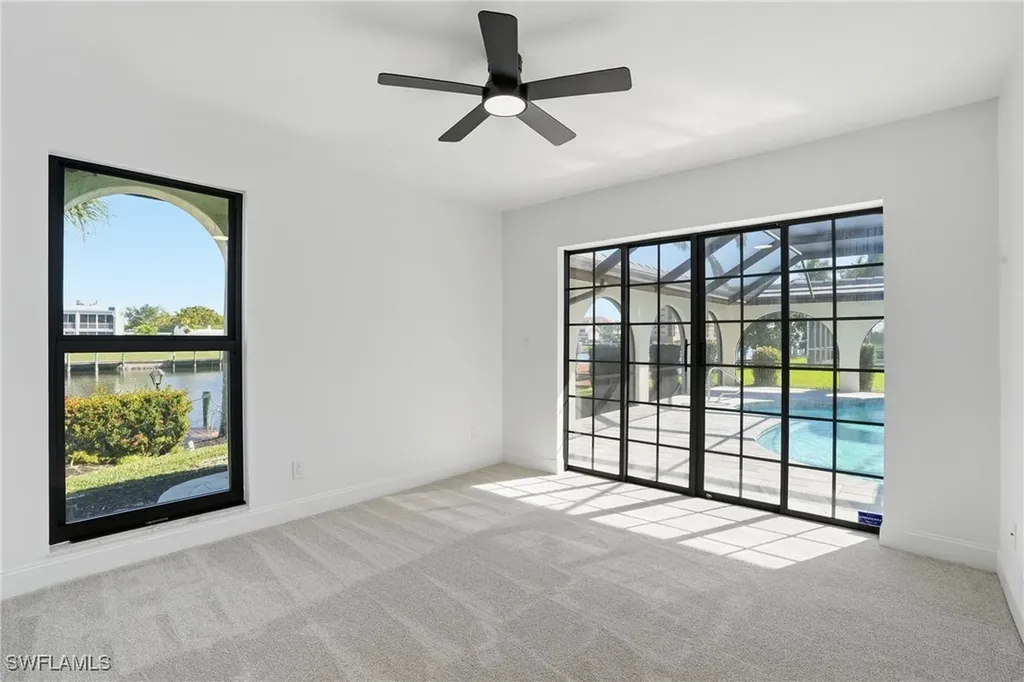 1911 SE 44th Street Cape Coral FL 33904