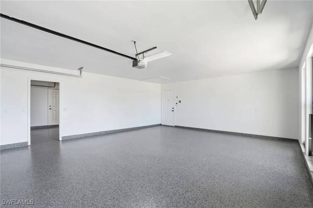 1911 SE 44th Street Cape Coral FL 33904